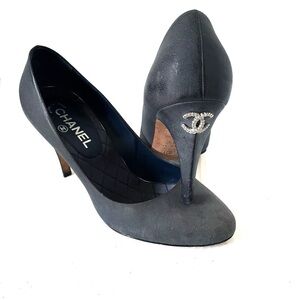 CHANEL  Lambskin Crystal CC Pumps 39.5 grey